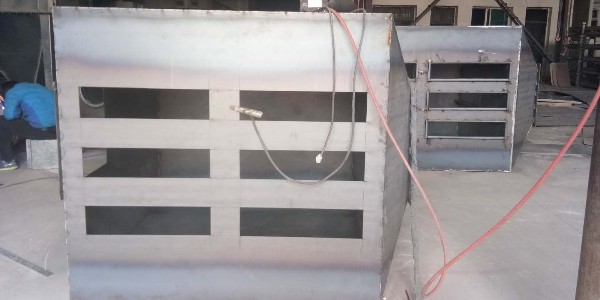 91香蕉视频活性（xìng）炭（tàn）吸附箱