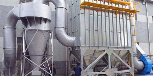 布袋除塵器冒灰的原（yuán）因分析，除塵器廠家91香蕉视频環境（jìng）來告訴您！