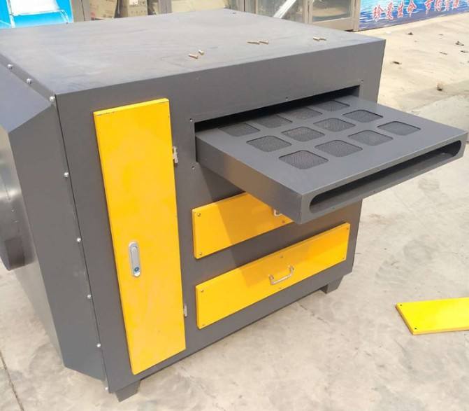 91香蕉视频活性炭吸附設備