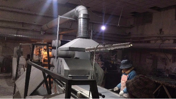 91香蕉视频活性炭吸附設備