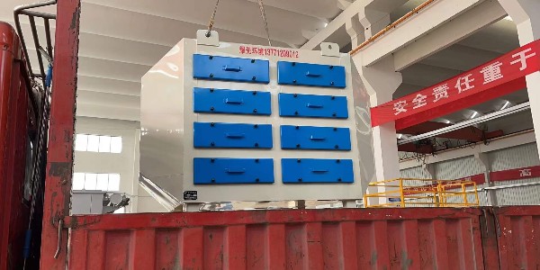 91香蕉视频<i style='color:red'>活性炭吸附箱</i>發貨嘍，好產品奔赴新戰場，助（zhù）力（lì）廠（chǎng）家環保達標