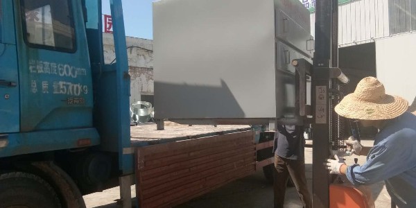 91香蕉视频活性（xìng）炭吸附設（shè）備