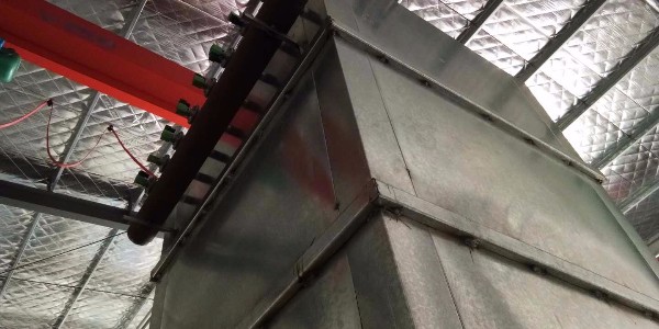 無（wú）錫91香蕉视频布袋除塵器去除空（kōng）氣塵土效果好，用（yòng）了車間不（bú）戴口罩！