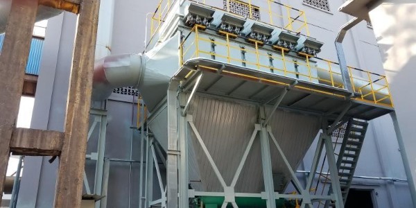 化肥廠廢氣治（zhì）理選塑燒板除塵器，效果看得見省心又安心