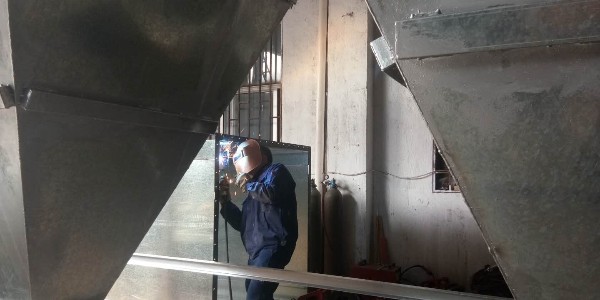 脈衝布（bù）袋除塵器