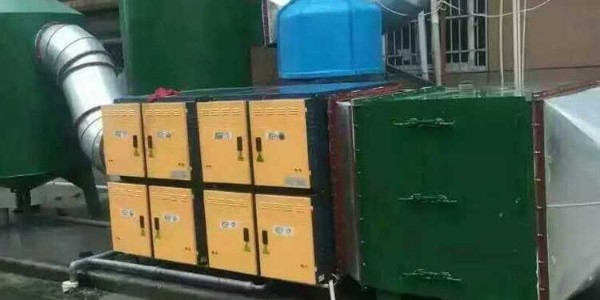 91香蕉视频活性炭吸附設備