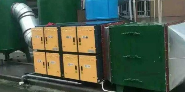 耀（yào）先活性炭吸附設（shè）備