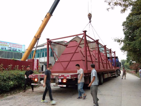 耀（yào）先-布袋除（chú）塵器（qì）安（ān）裝現場