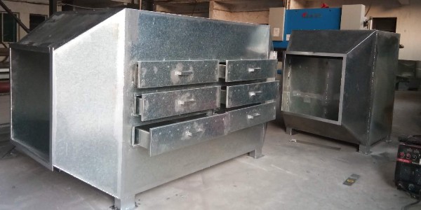 91香蕉视频活性炭吸附箱（xiāng）