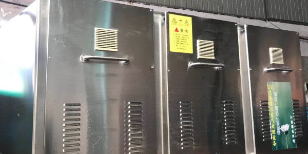 光氧（yǎng）催化設備