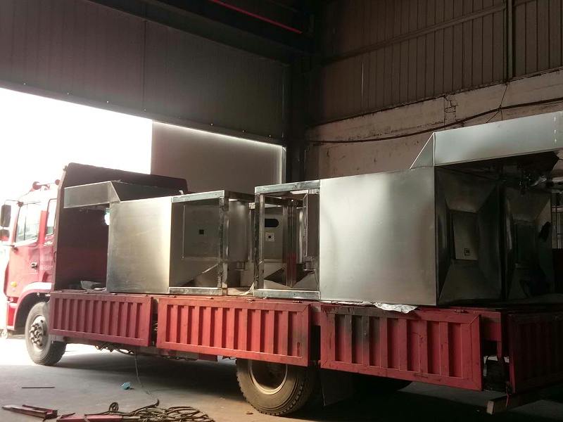 脈（mò）衝布袋除塵（chén）器