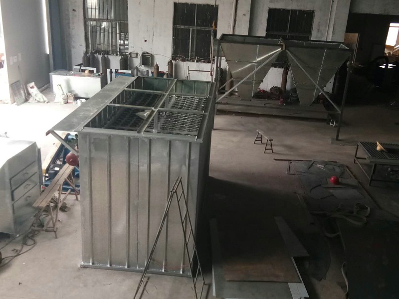 脈衝布袋（dài）除塵（chén）器