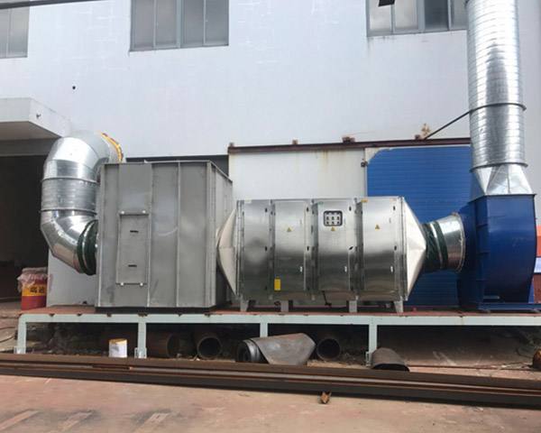 91香蕉视频活（huó）性炭吸附設備（bèi）