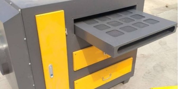 活性炭吸（xī）附箱