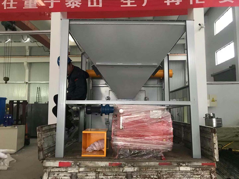 脈衝布袋（dài）除（chú）塵器